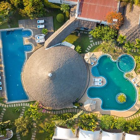 Navutu Dreams Resort & Wellness Retreat Siem Reap Bagian luar foto